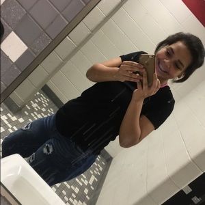 Meet your Posher, Amara