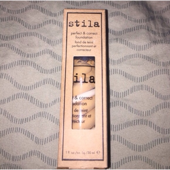 Stila perfect and correct foundation shade 03