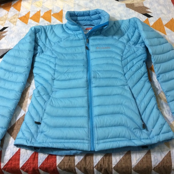 Columbia packable  omni-heat jacket size M.