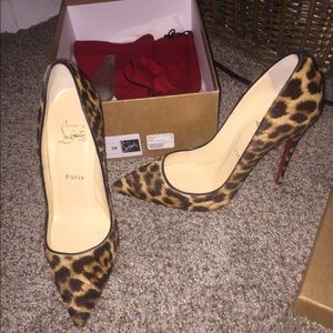 Christian Louboutin So Kate