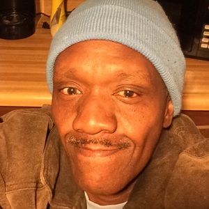 Meet your Posher, Eddiehi