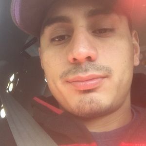 Meet your Posher, Carlos