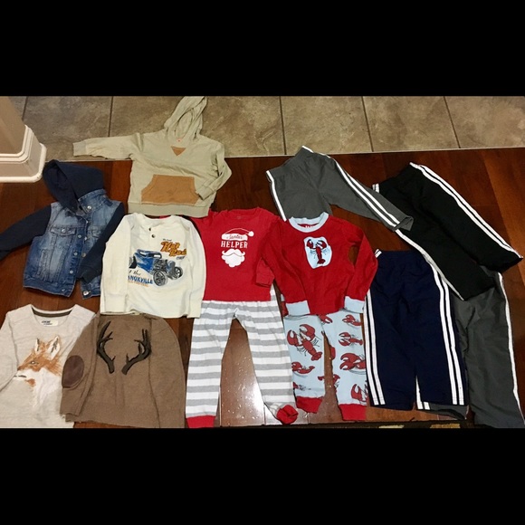 13 piece bundle of 3T boys clothes,good condition