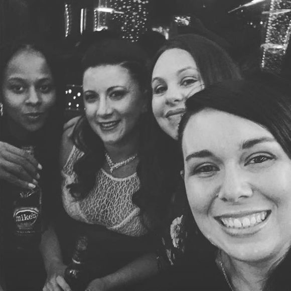 Meet your Posher, Melissa - Picture 1 of 1