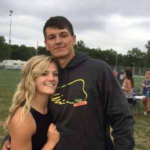 Meet your Posher, Reed