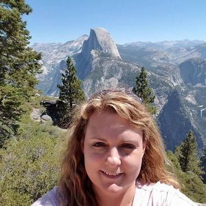 Meet your Posher, Angie