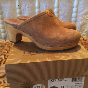 Ugg Clogs