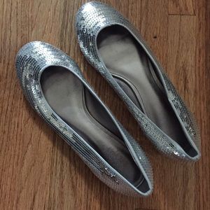 Coach silver sequin flat size 5