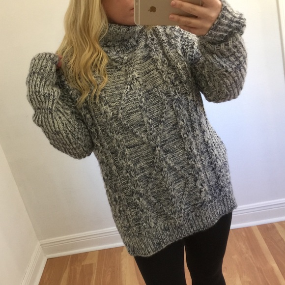 LAST - Ivory & blue mix thick knit sweater - Picture 2 of 4