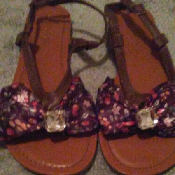 ANNA sandals