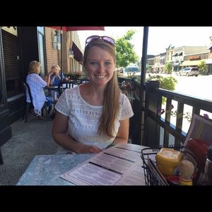 Meet your Posher, Katie