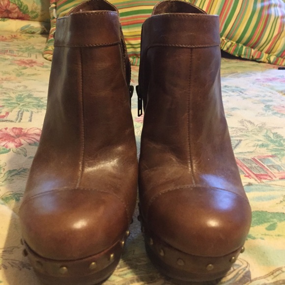 Ugg booties!!