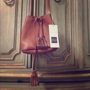 Shaffer LA LEATHER bucket bag