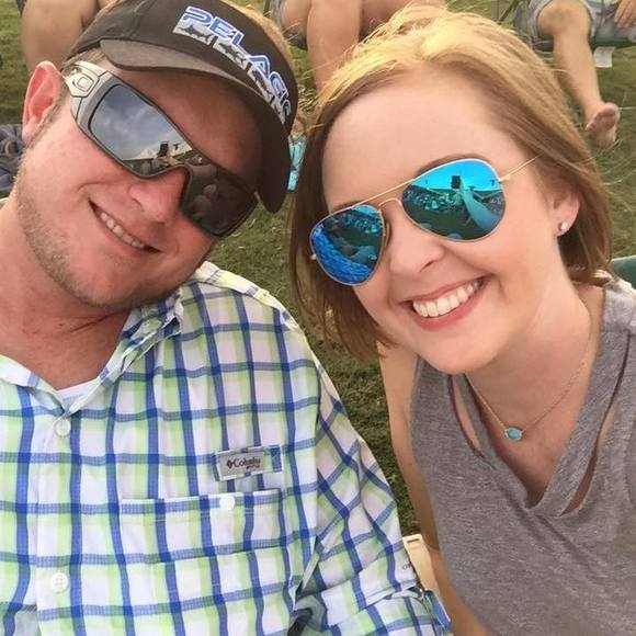 Meet your Posher, Casey - Picture 1 of 1