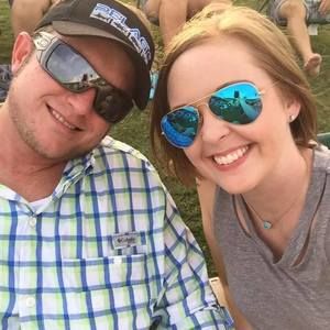 Meet your Posher, Casey