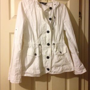 white buttonup flak jacket