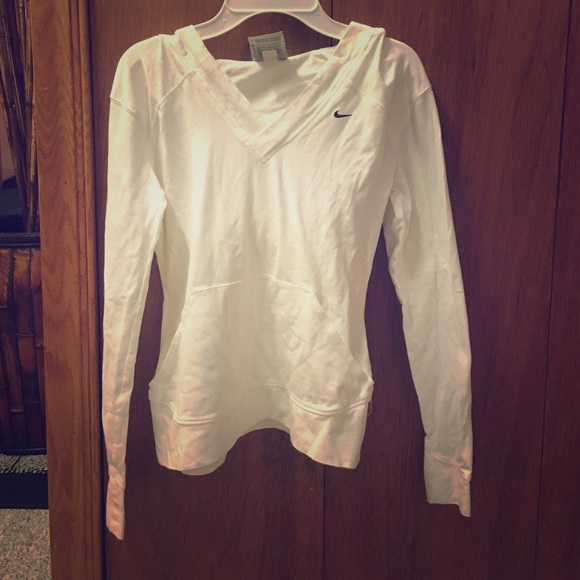 GIRLS Nike hooded long sleeve