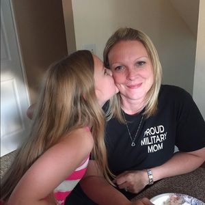 Meet your Posher, Stefanie