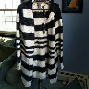 Renee C soft cardigan NWT