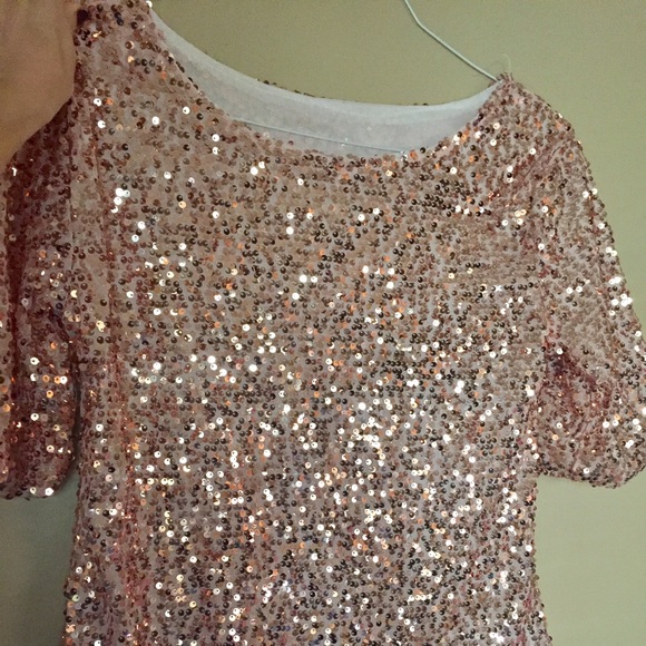 SO sparkly! Perfect top for holiday events
