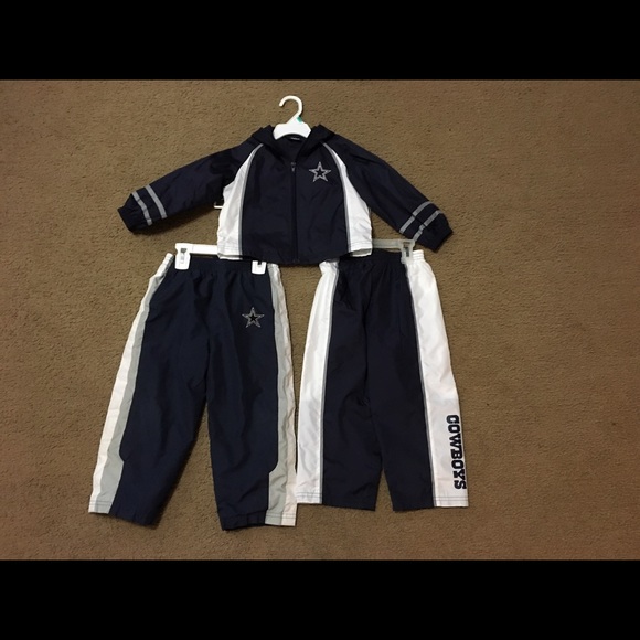 Authentic NFL Apparel-Dallas Cowboy 2T Windsuit