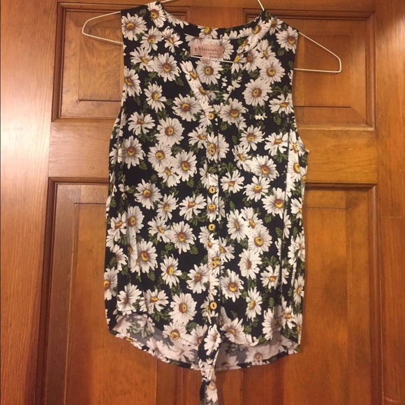 Daisy tank with front bottom tie