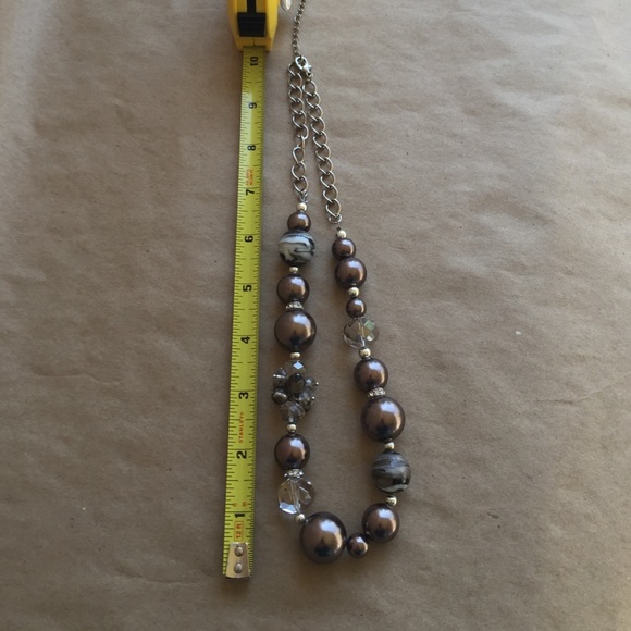 Gorgeous Necklace - Picture 3 of 3