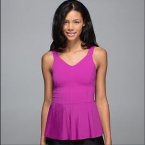 Lululemon magenta top size 6