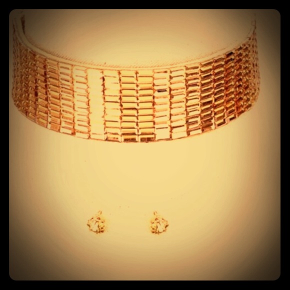 Crystal Choker & Stud Earrings - Picture 2 of 4