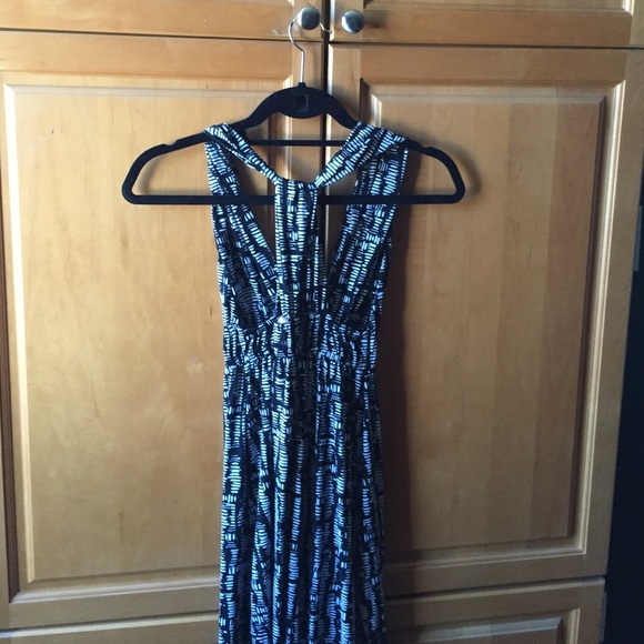 Maxi - Picture 3 of 3