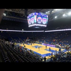 Meet your Posher, Bradley