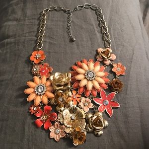 Ladies Necklace by:Ann Taylor