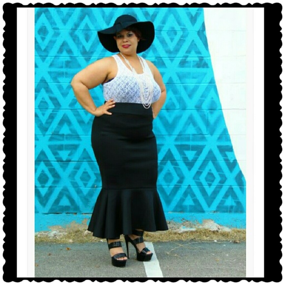 Black Mermaid Holiday Skirt