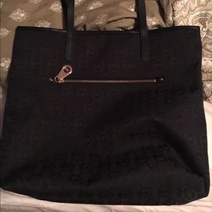 michael kors bag!