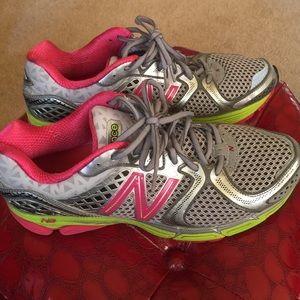 REPOSH...NEW BALANCE RUNNING SHOE SIZE 11