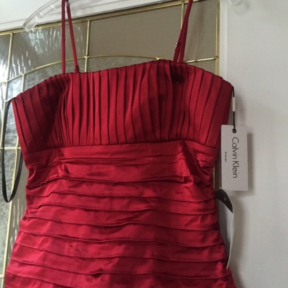 Calvin Klein Red Sexy Silk Dress - Picture 2 of 2