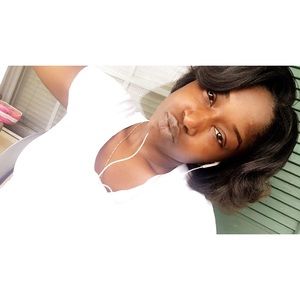 Meet your Posher, Rochelle