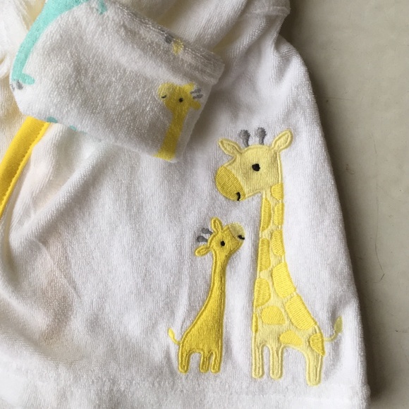 Infant bathrobe - Picture 2 of 2