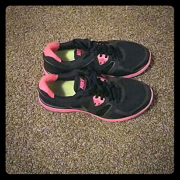 Nike lunar glide shoes