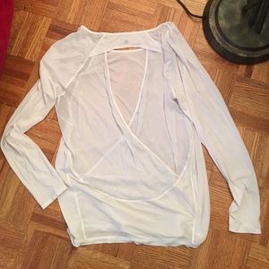 Mesh if you're lucky lululemon top size 8 white