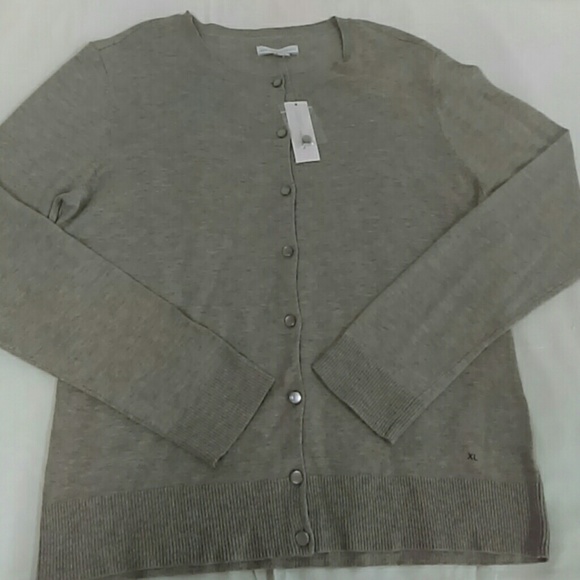 New York & Company Sweaters - NWT NY&C Gray Cardigan Sz. XL New York & Company Sweaters - NWT NY&C Gray Cardigan Sz. XL
