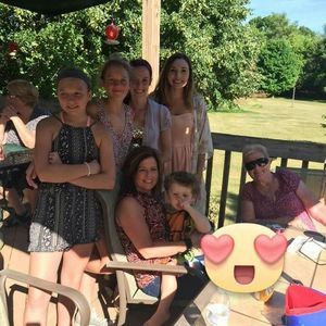 Meet your Posher, Kim