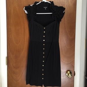 Bebe ruffle detail button down shift dress