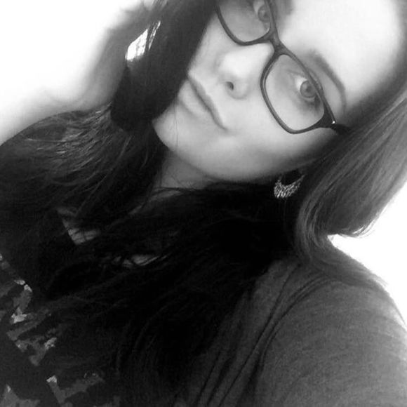 Meet your Posher, Tessa