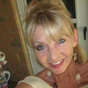 Meet your Posher, Pam