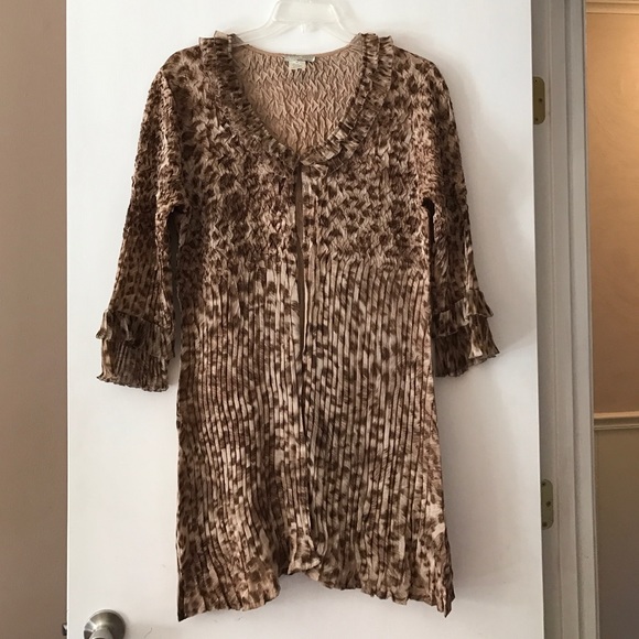 Alberto Makali leopard print cardigan.