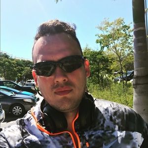 Meet your Posher, Rafael