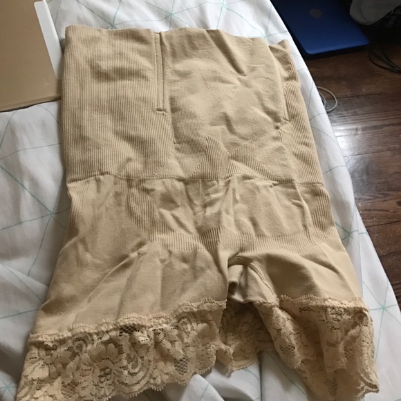 Booty Lifter Tummy Control