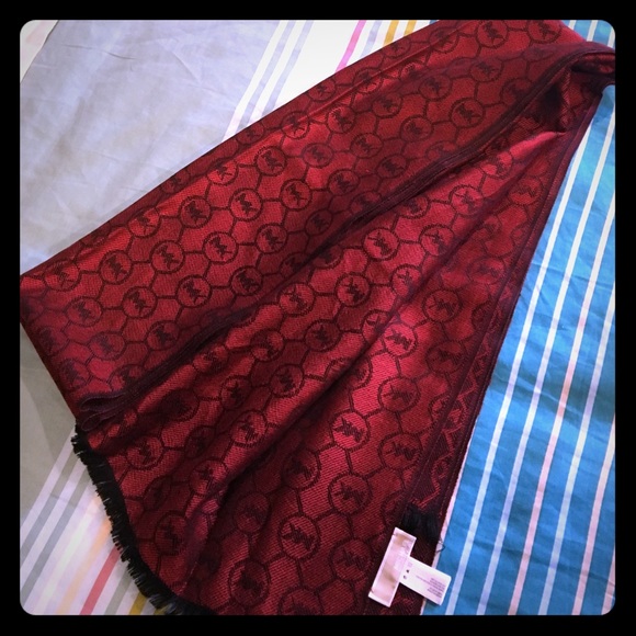 Dark red Michael kors scarf
