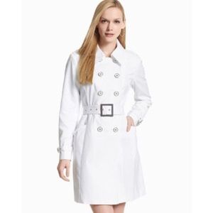 White trench coat with grosgrain trim